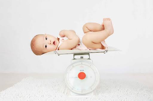 Trẻ chậm tăng cân: Nguyên nhân và cách cải thiện