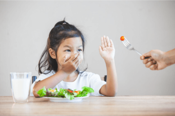 ít cho trẻ ăn rau
