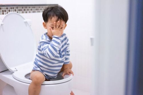 Mẹo giúp bé dễ tiêu hóa, hạn chế táo bón khi dùng sữa công thức Mẹo giúp bé dễ tiêu hóa, hạn chế táo bón khi dùng sữa công thức