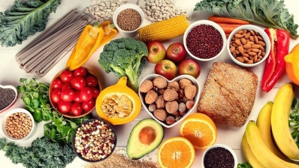Bé nên ăn gì để tăng chiều cao? 